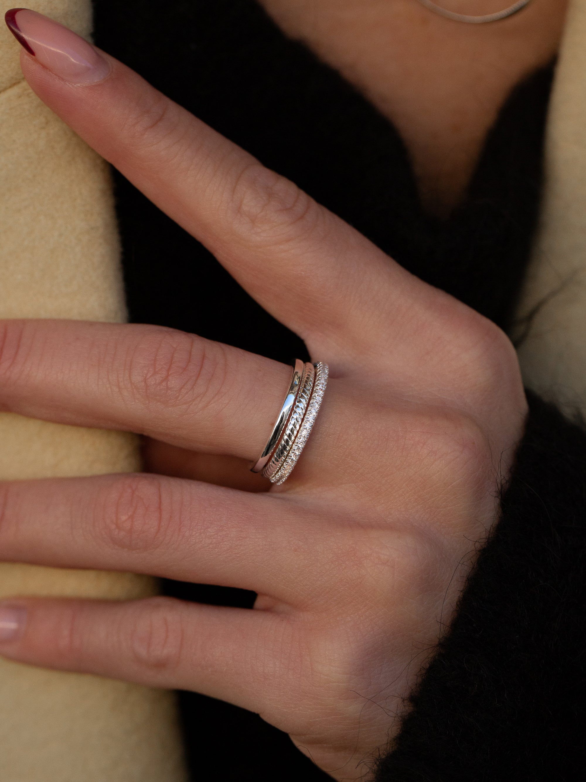 Thin silver ring deals