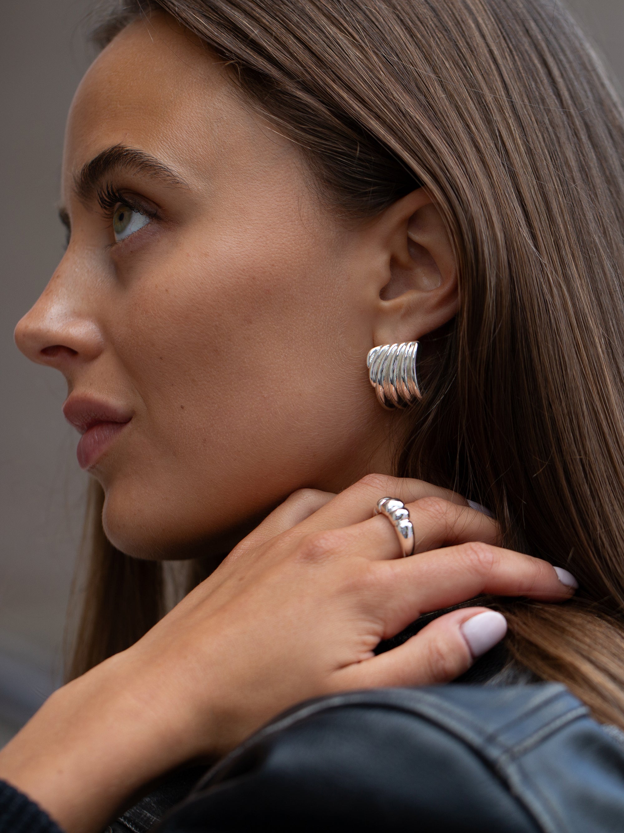 Vintage sales allure earrings