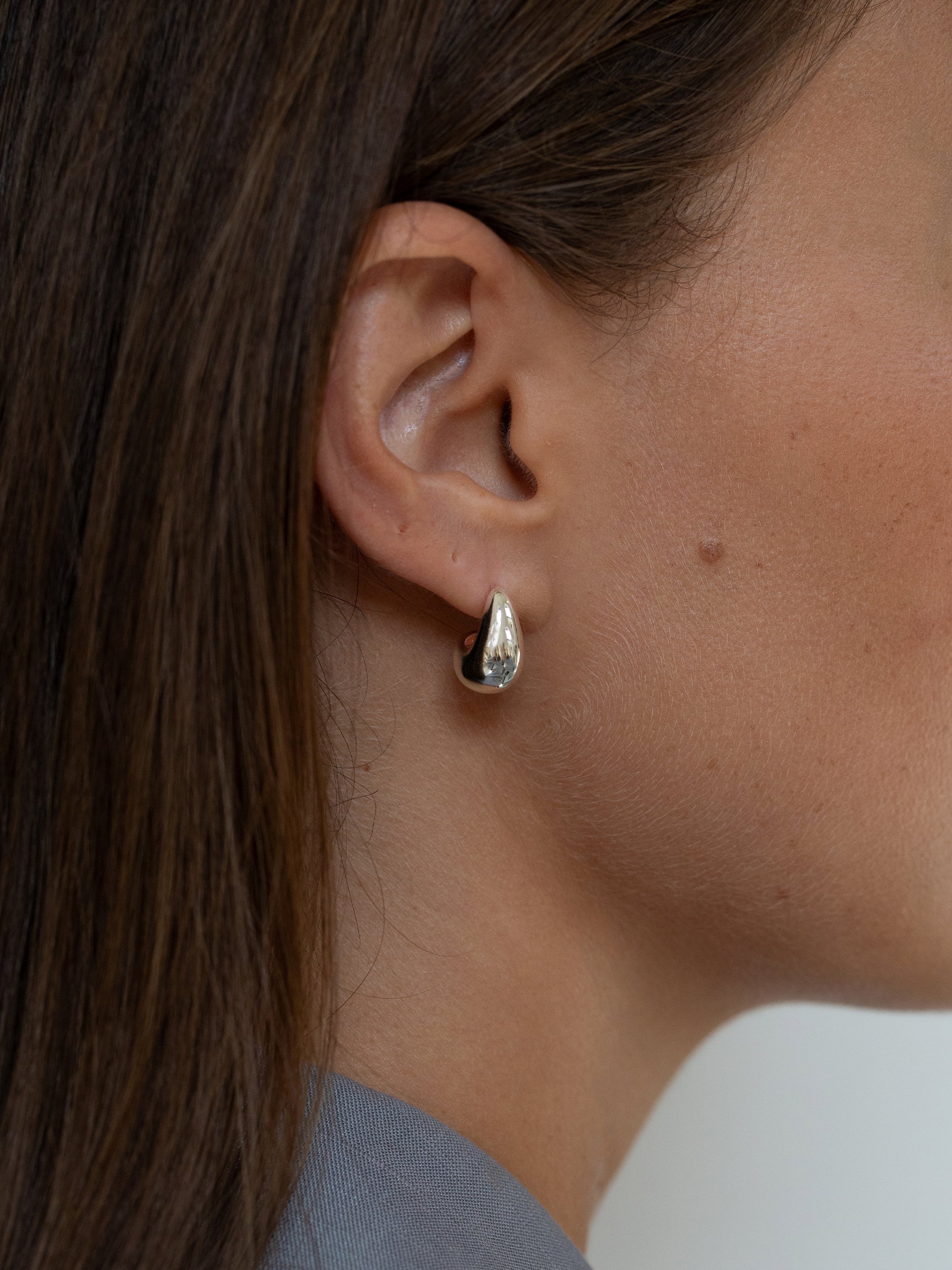 Short dangle earrings discount