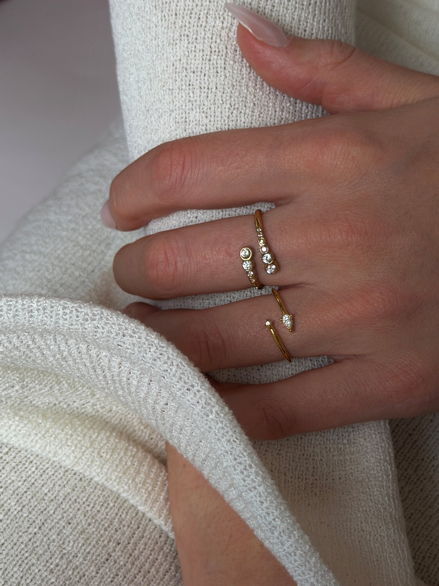 Adjustable Mini Drop Ring