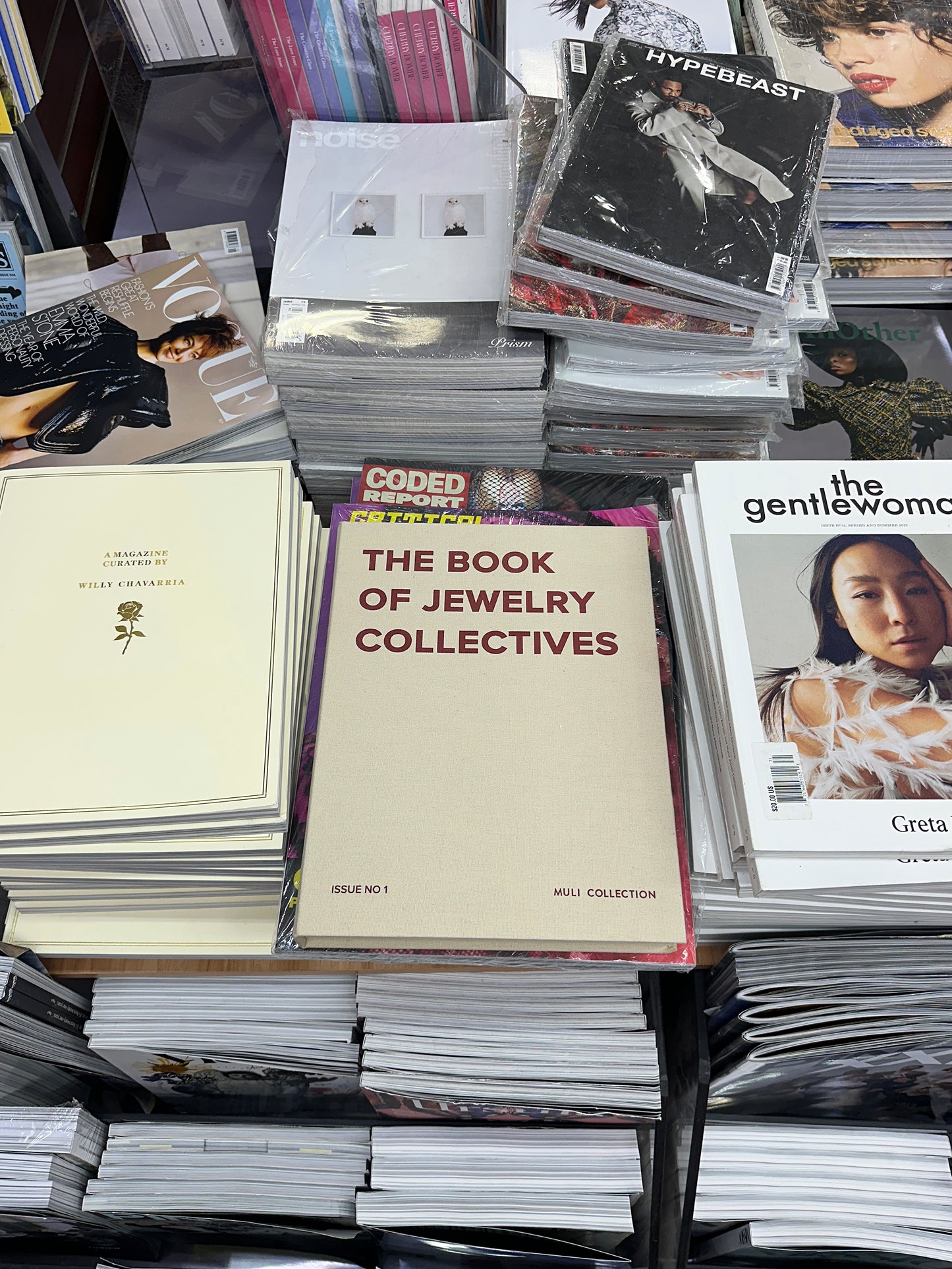 Coffee Table Jewelry Book Case