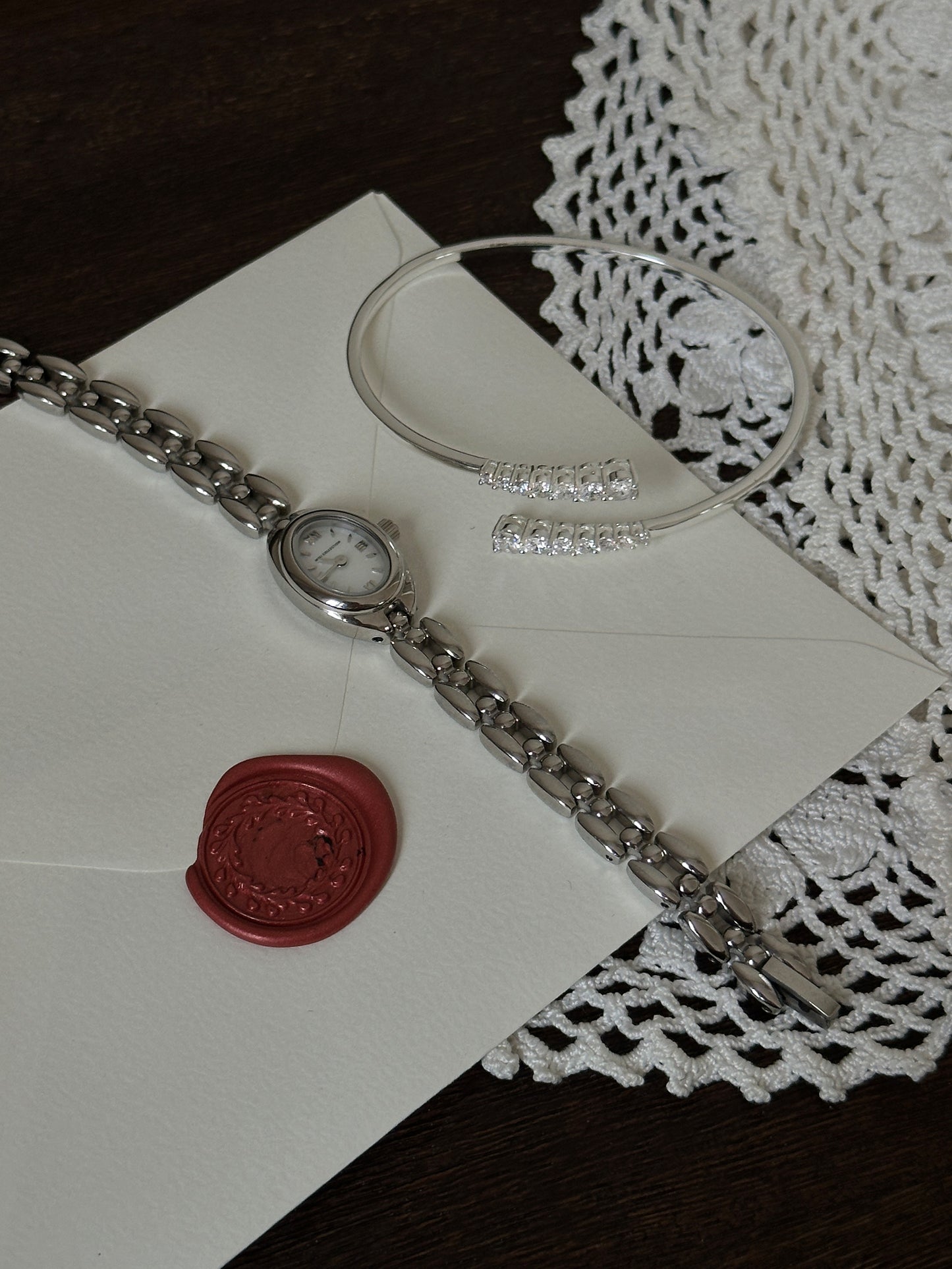 Heritage Oval Watch & Bracelet Set Silver