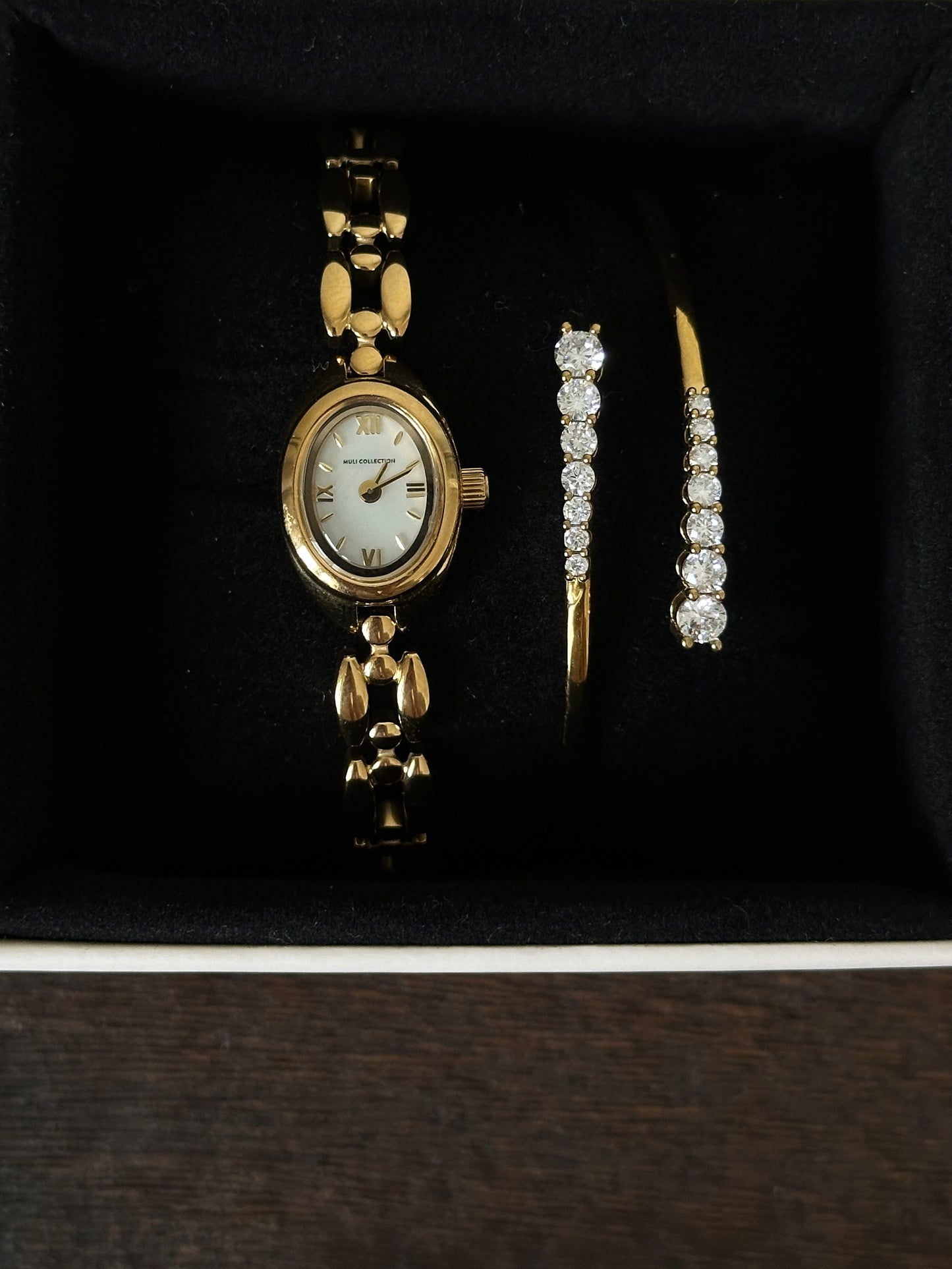 Heritage Oval Watch & Bracelet Set