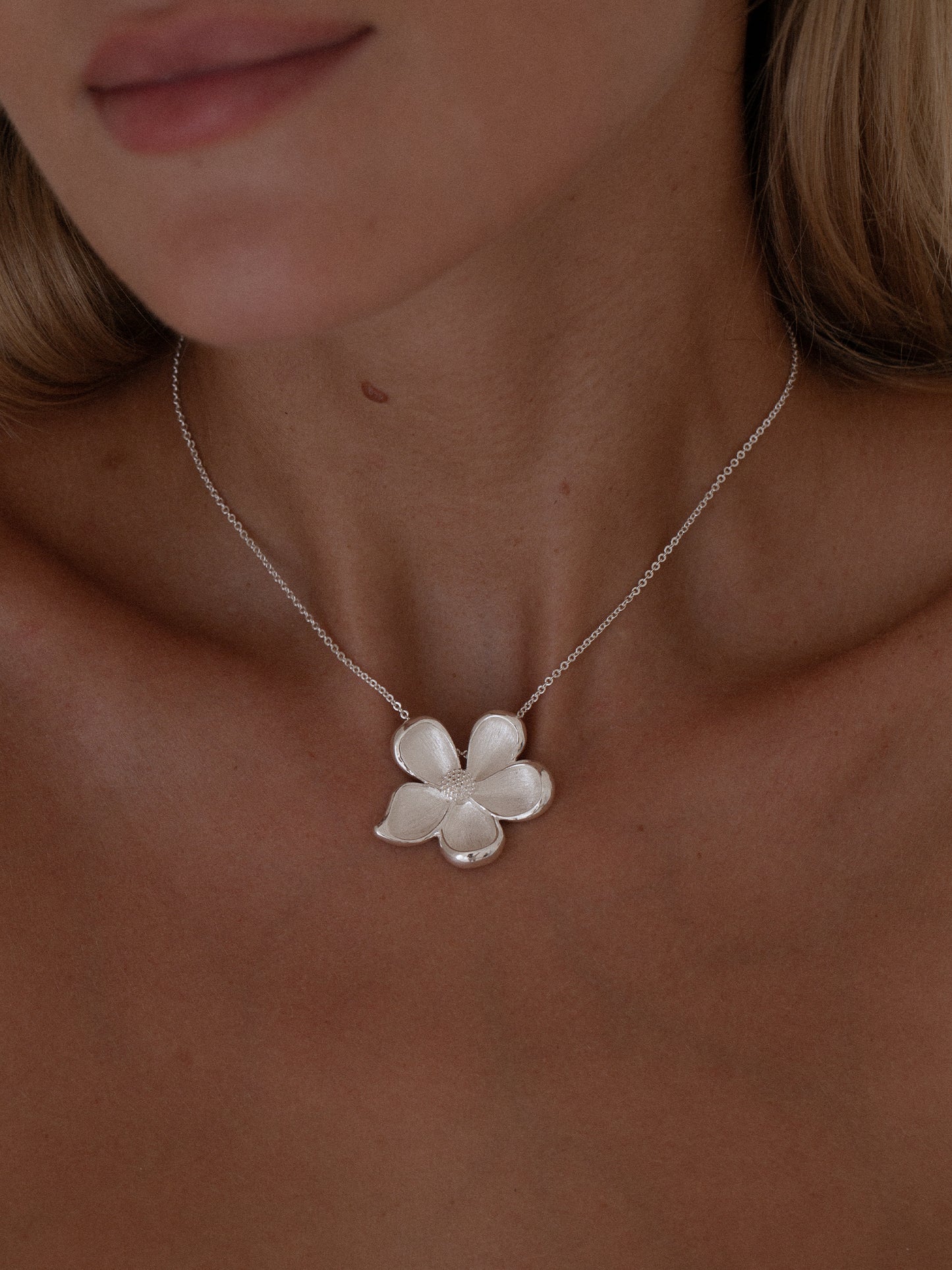 Maxi Flower Necklace 925 silver plated brass 