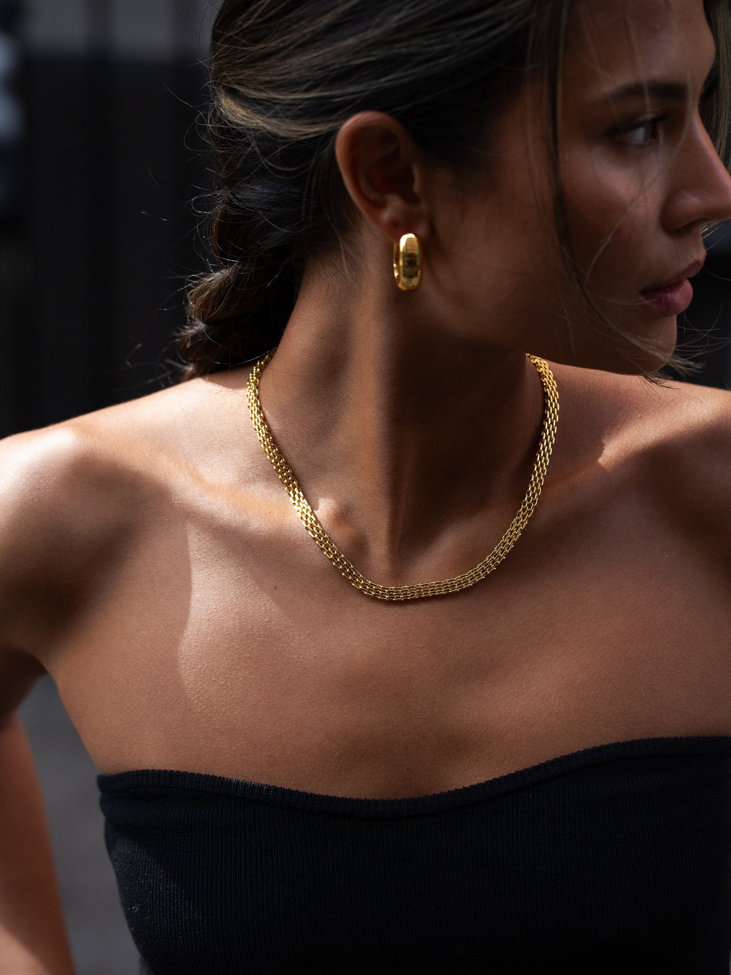 Mesh link necklace in 18k gold plated brass