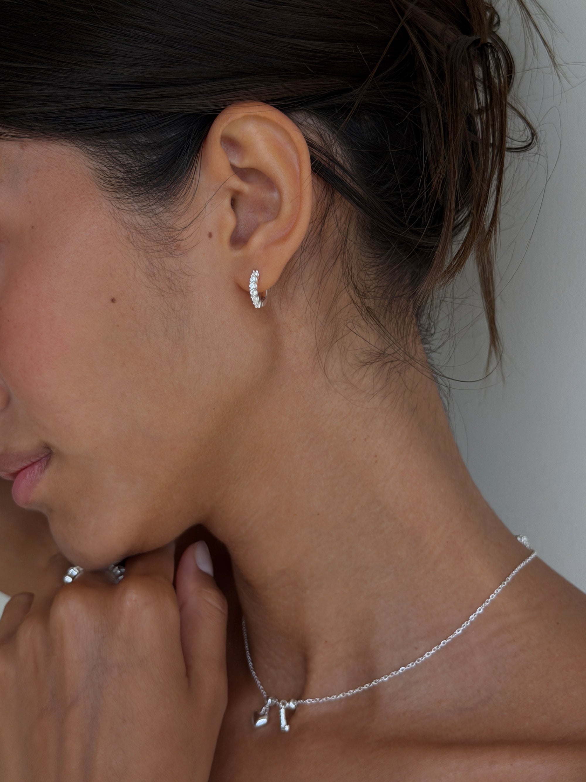 2mm ora huggie 925 silver plated stainless steel