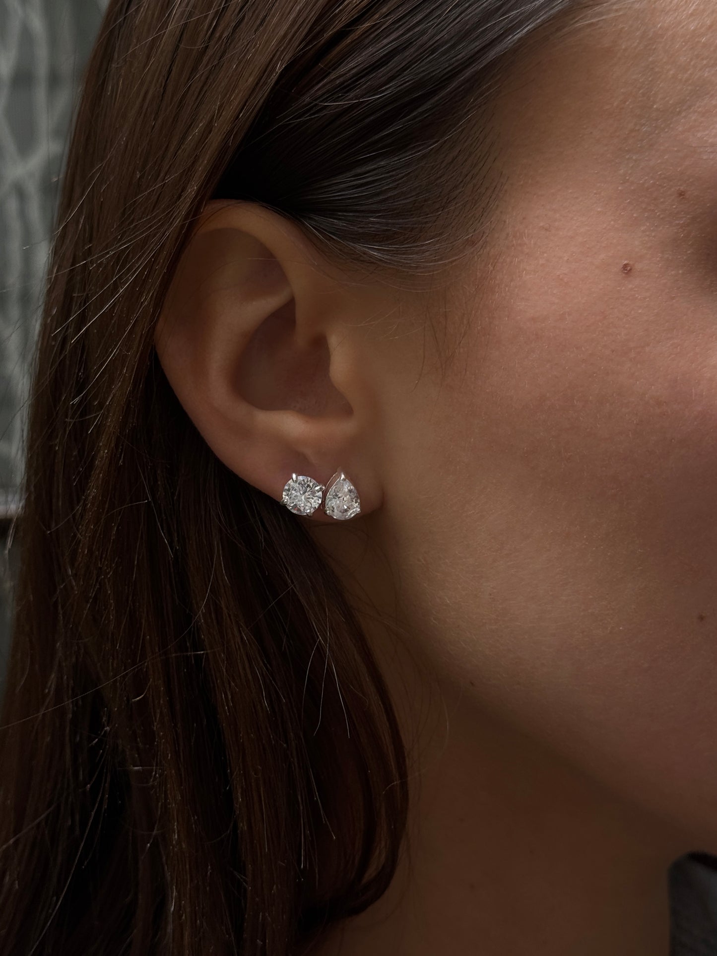 Pear Stud Silver - 8mm