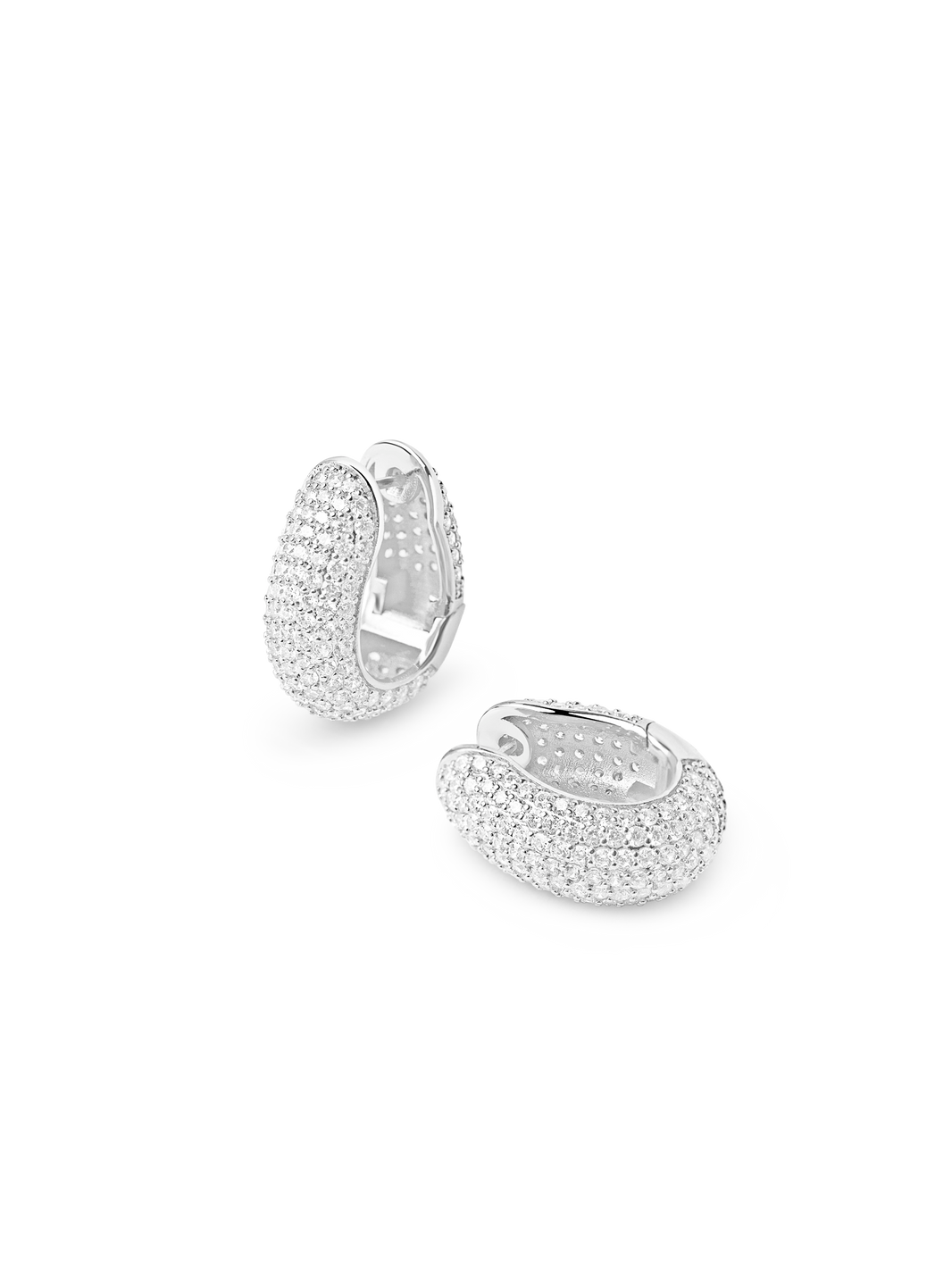 Ovale Pavé-Kuppel-Creolen aus Silber