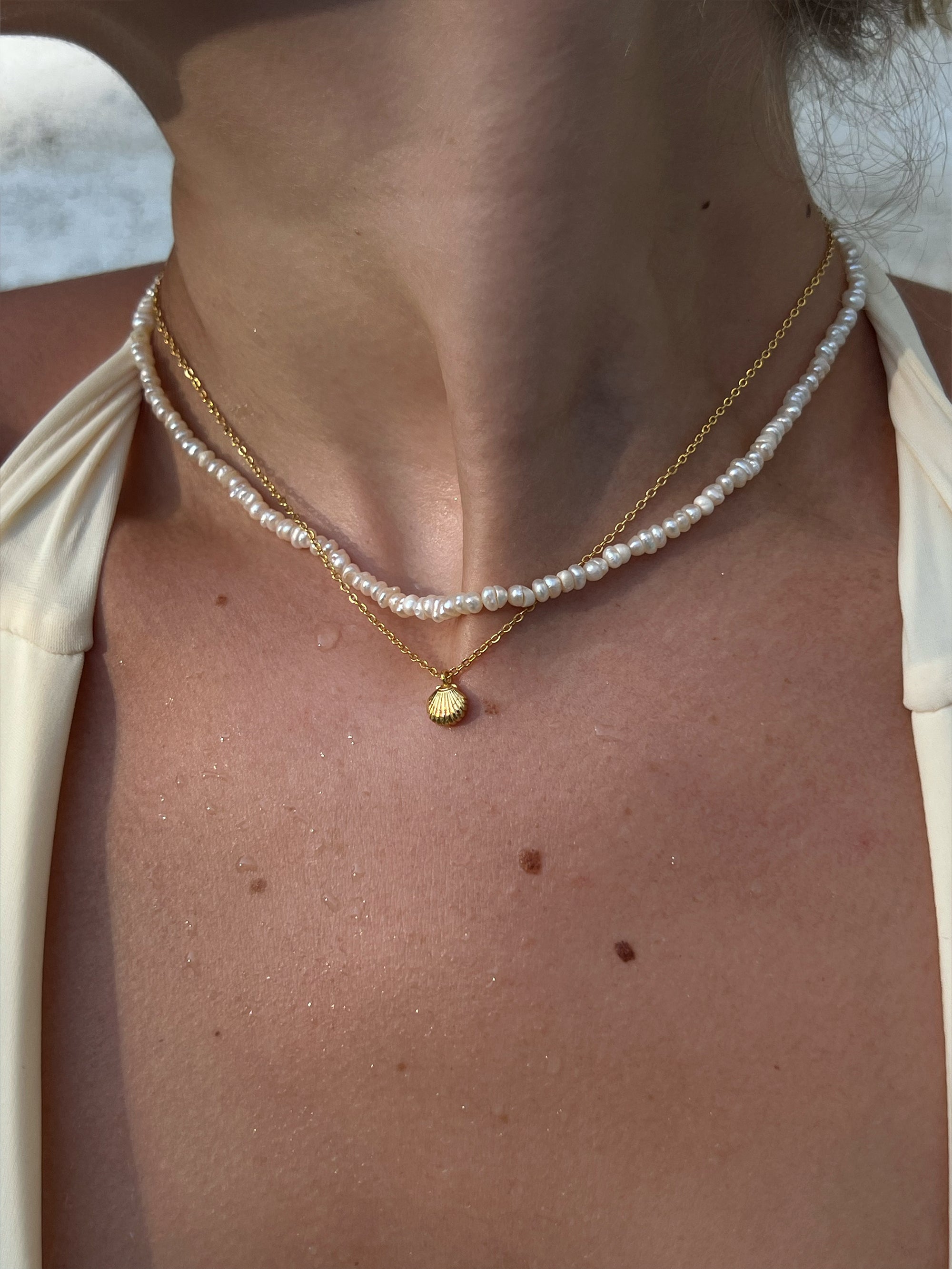 necklace made of freshwater pearls