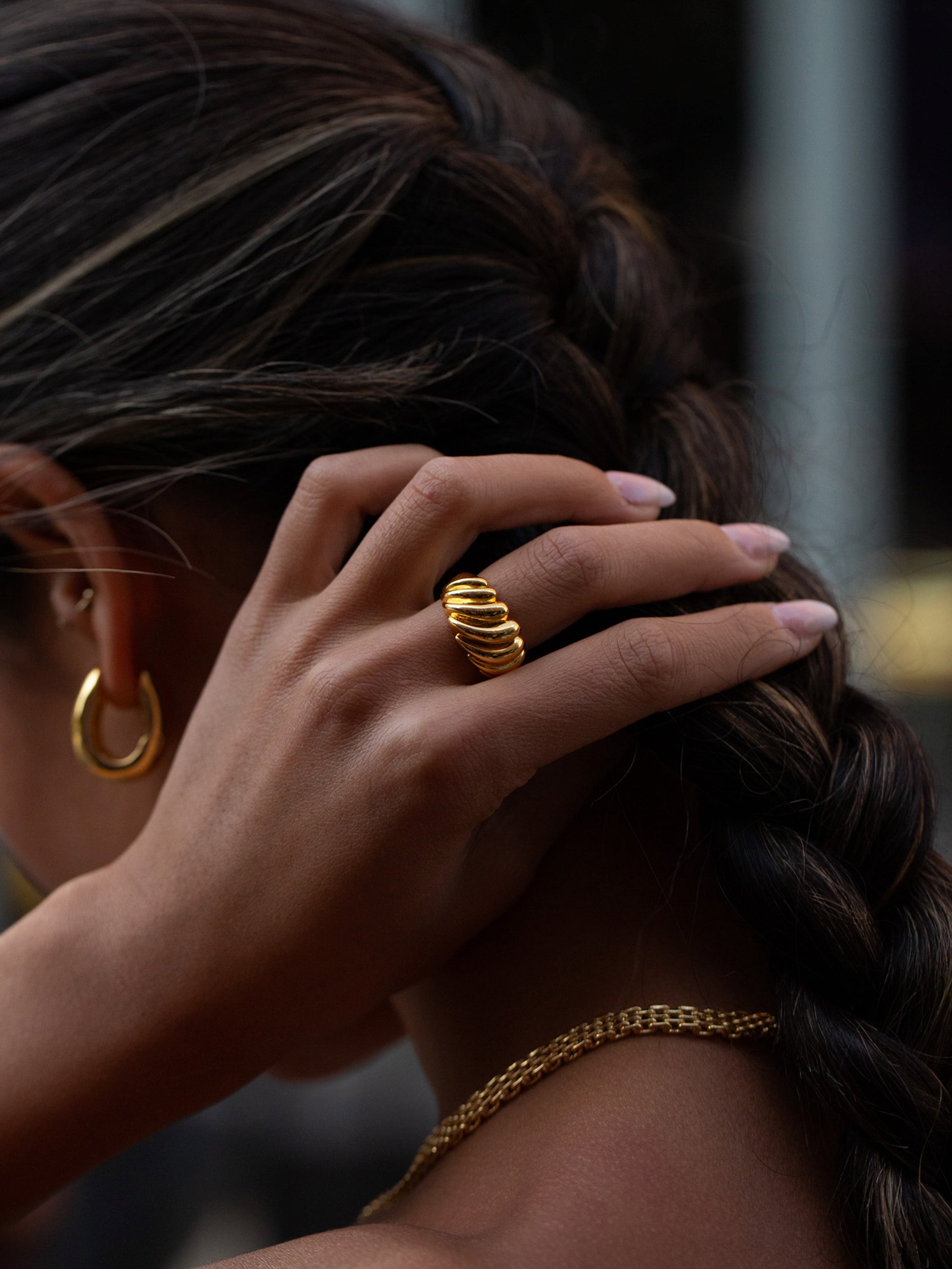 Croissant ring in 18k gold plated brass