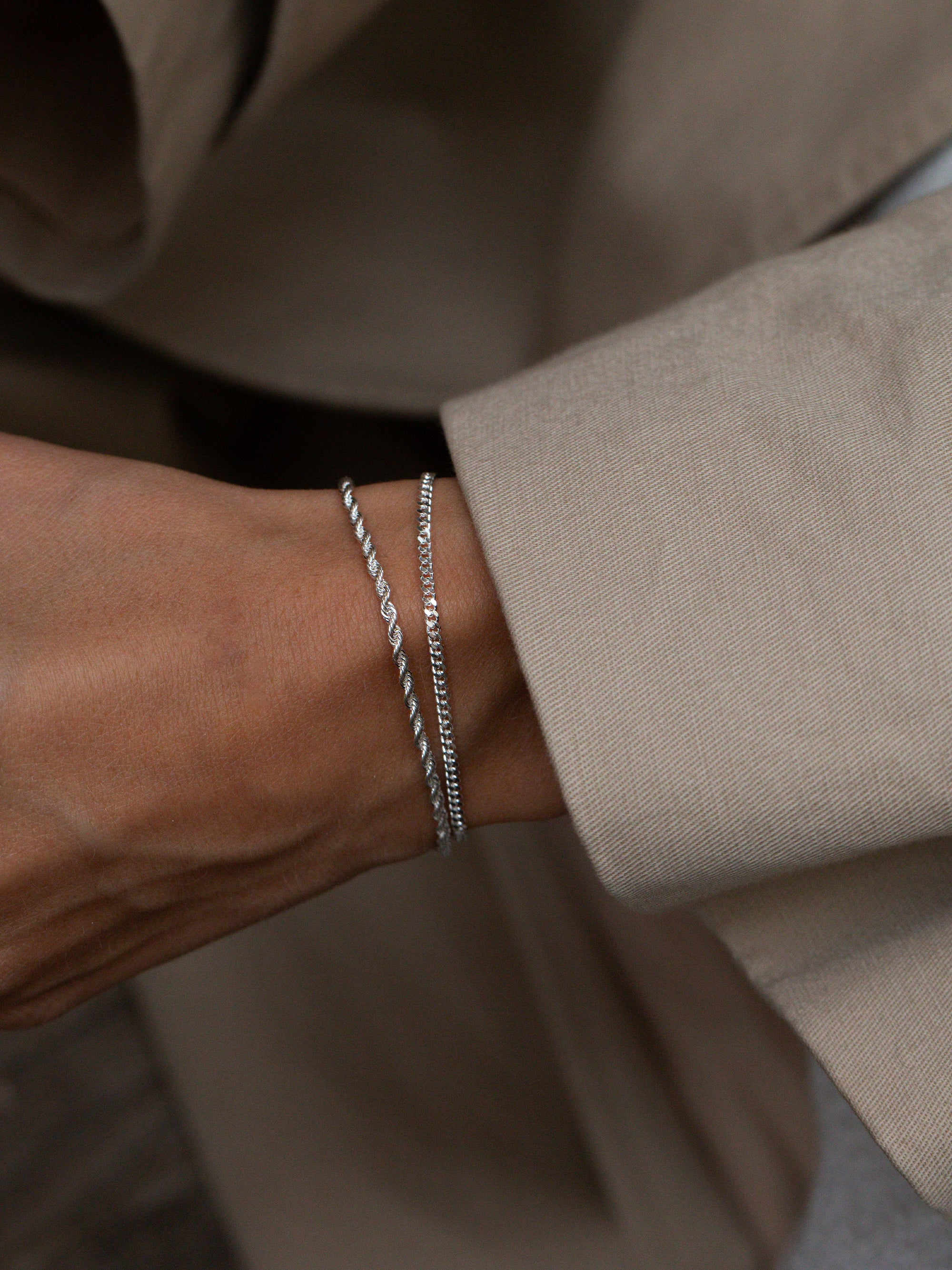 Thin sterling silver bracelet discount