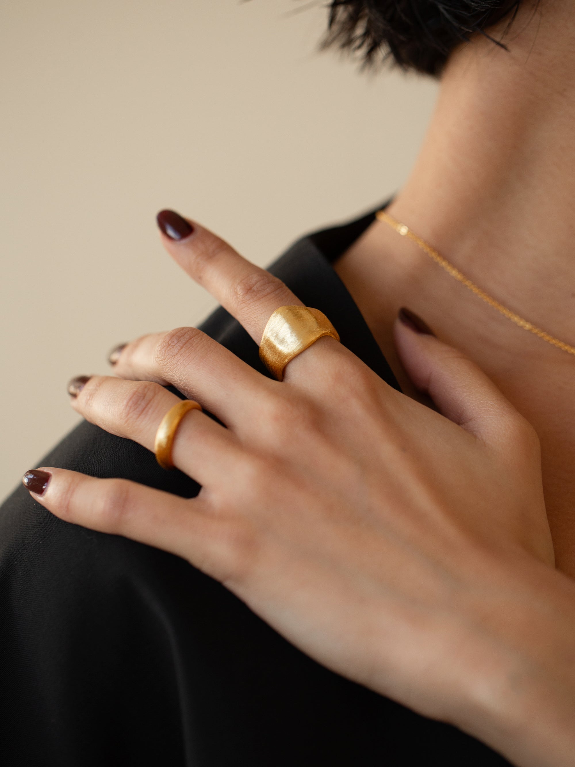 brushed bold ring 18k gold plated brass