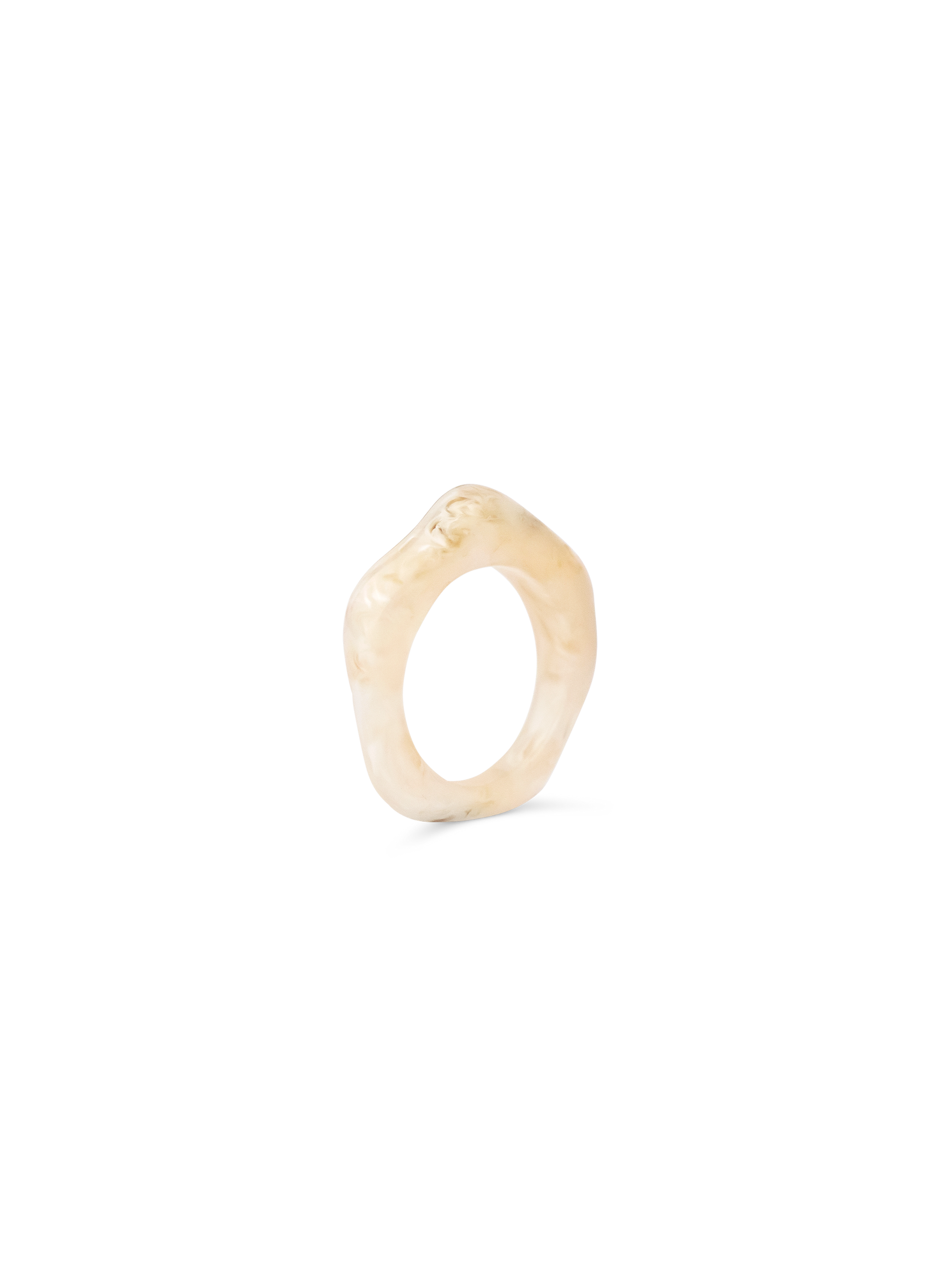 Wavy Resin Ring Beige