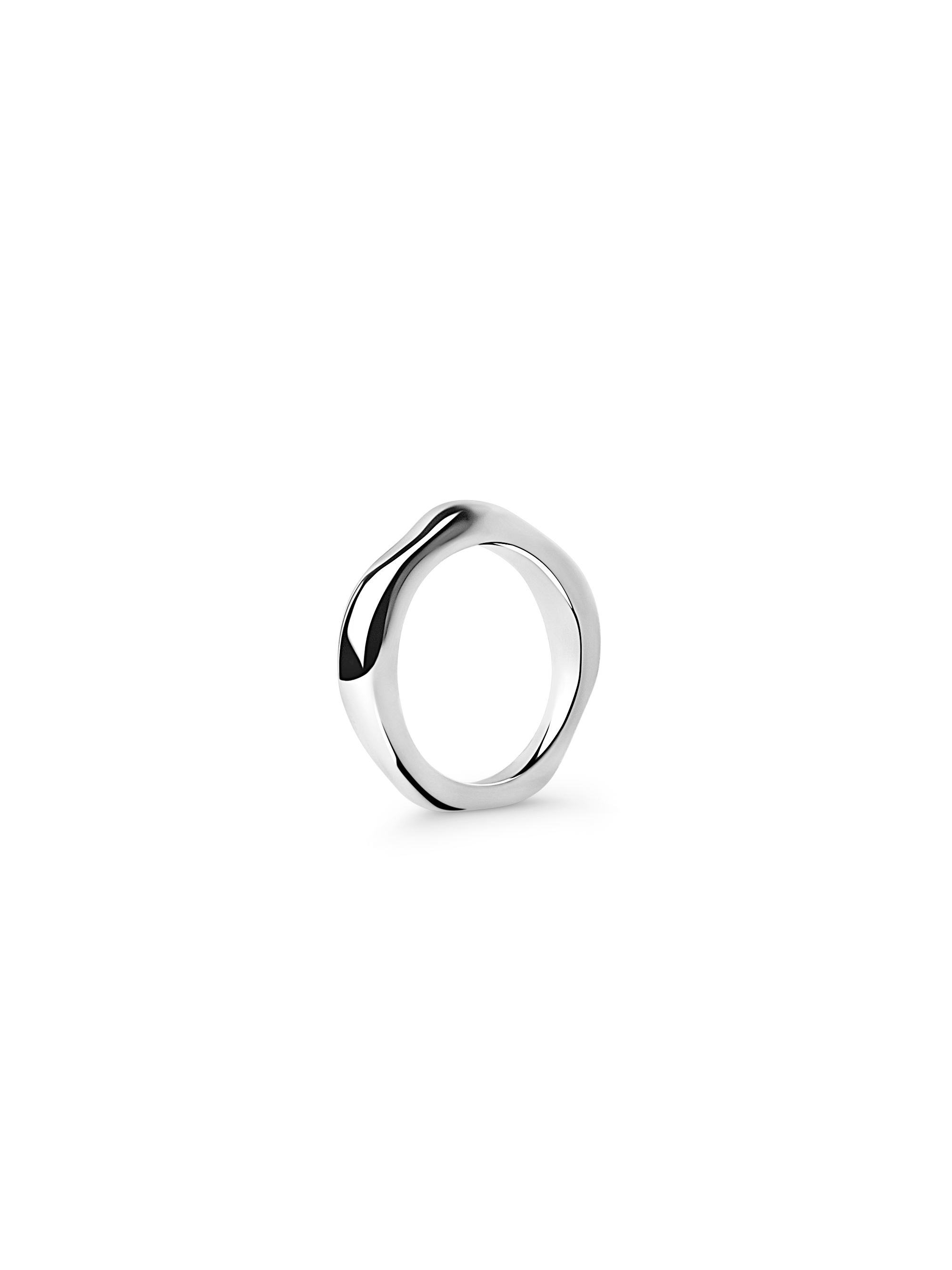 Wavy Ring Silver - Ring With A Wavy And Timeless Design. – Muli Collection