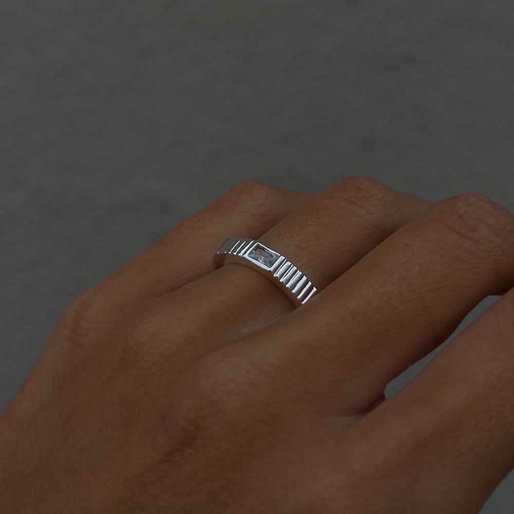 Silver Ribbed Baguette Ring