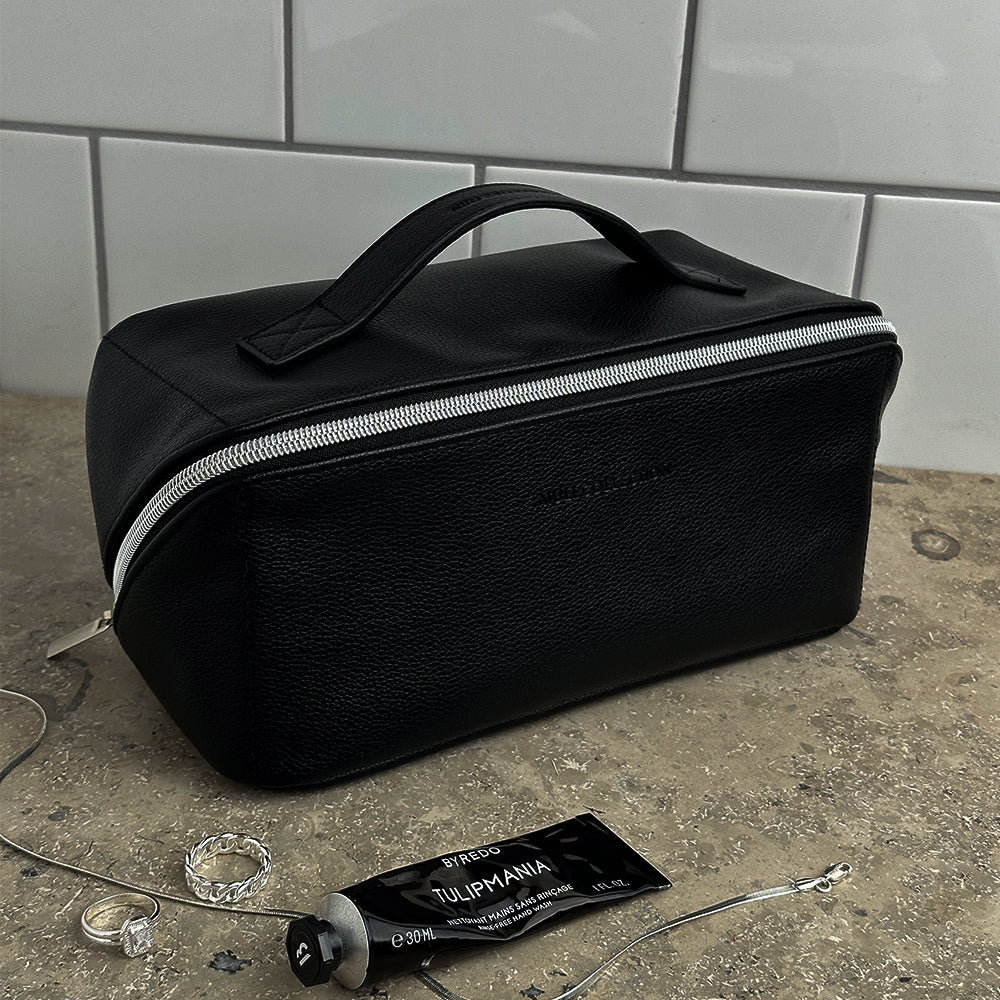 Carry all weekend pouch black
